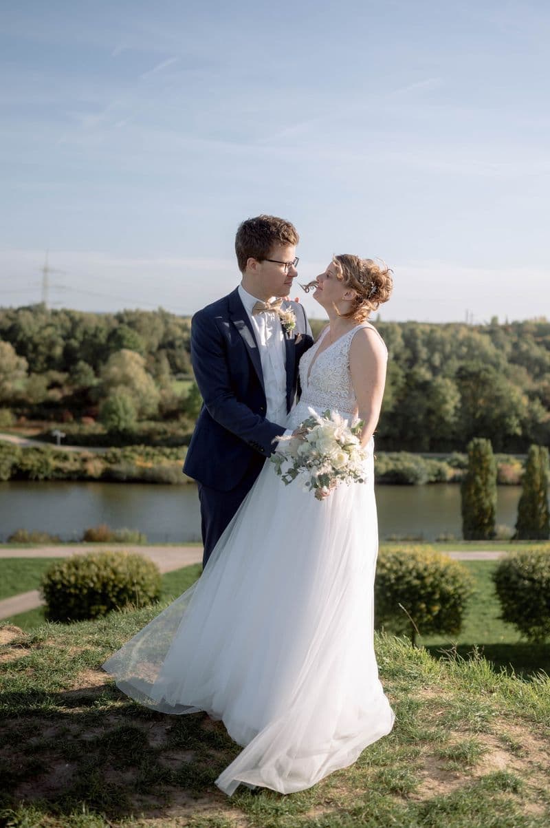 user-upload/business/work-media/8tb9tmolzketjt43gje8j_lichterinnerungen-hochzeitsfotografie.jpeg