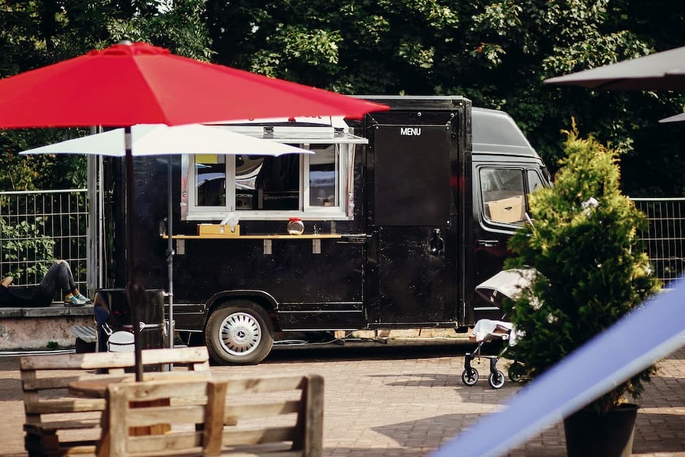 Wir helfen dir, den perfekten Foodtruck zu finden - Listando